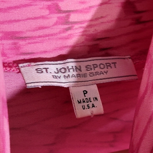 $5 For $30 St. John Sports Pink Top - Picture 6 of 6